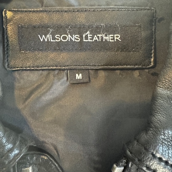 Wilsons Leather Men's Sleek Black Jacket - Picture 3 of 8